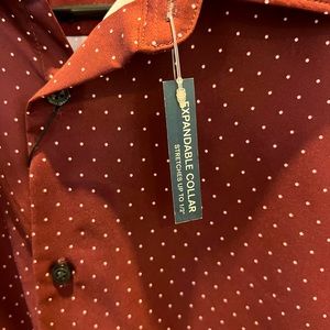 Perry Ellis Sports Button Up. Size Mens Medium and slim fit never worn